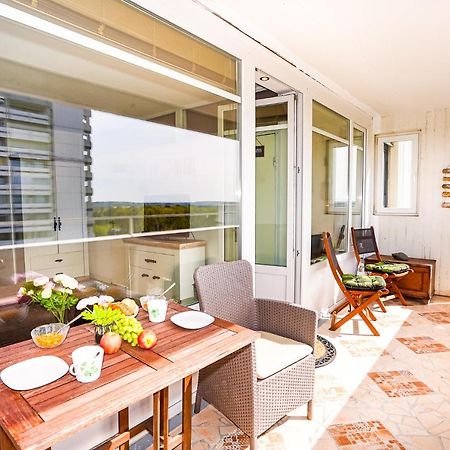 Fewo Poseidon, Ostsee-Familienurlaub Am Hansapark Mit Schwimmbad Apartment Зирксдорф Екстериор снимка