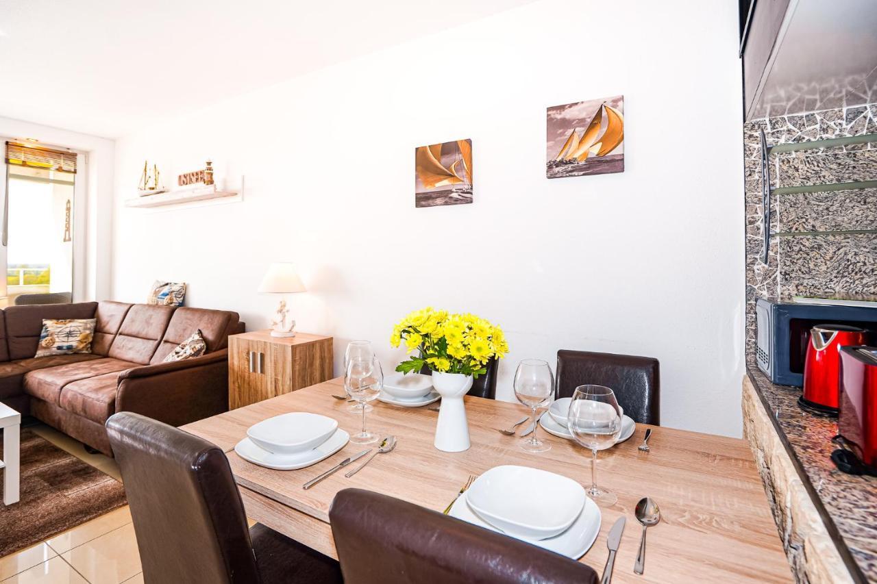 Fewo Poseidon, Ostsee-Familienurlaub Am Hansapark Mit Schwimmbad Apartment Зирксдорф Екстериор снимка